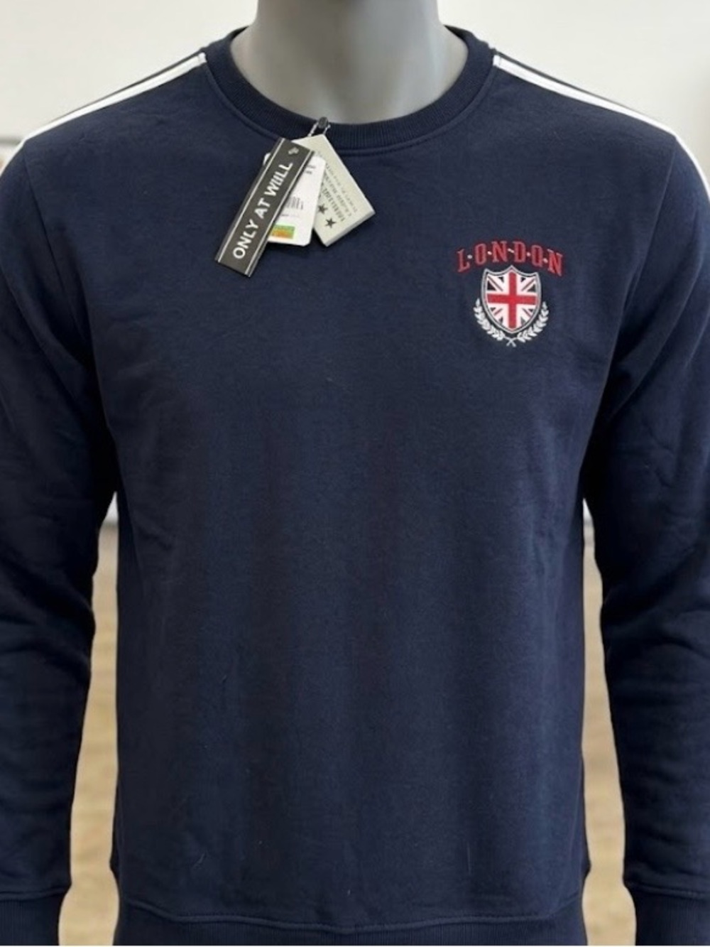 London Crest Navy Men's Crewneck Sweatshirt